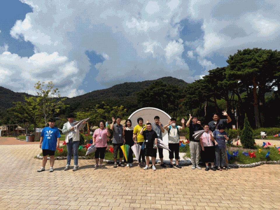 baceb8d0c2bd3d9de8aea3883ee8907f_1757059003_3855.gif